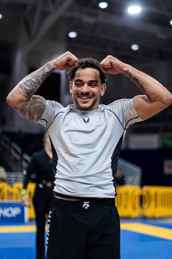 Cauat&atilde; Samuel matside at a competition